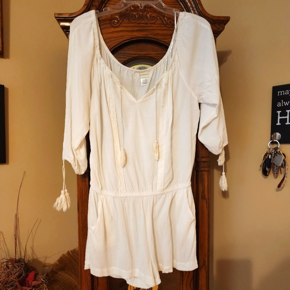 L*SPACE Women's 3/4 Sleeve Romper - Picture 1 of 12